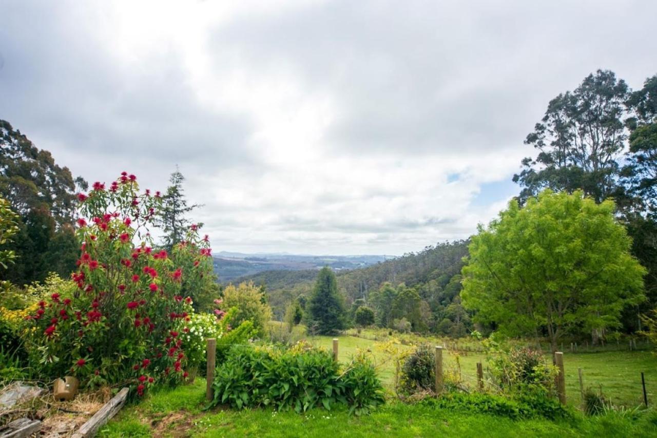 3 Hills At The Good Place Staverton ภายนอก รูปภาพ